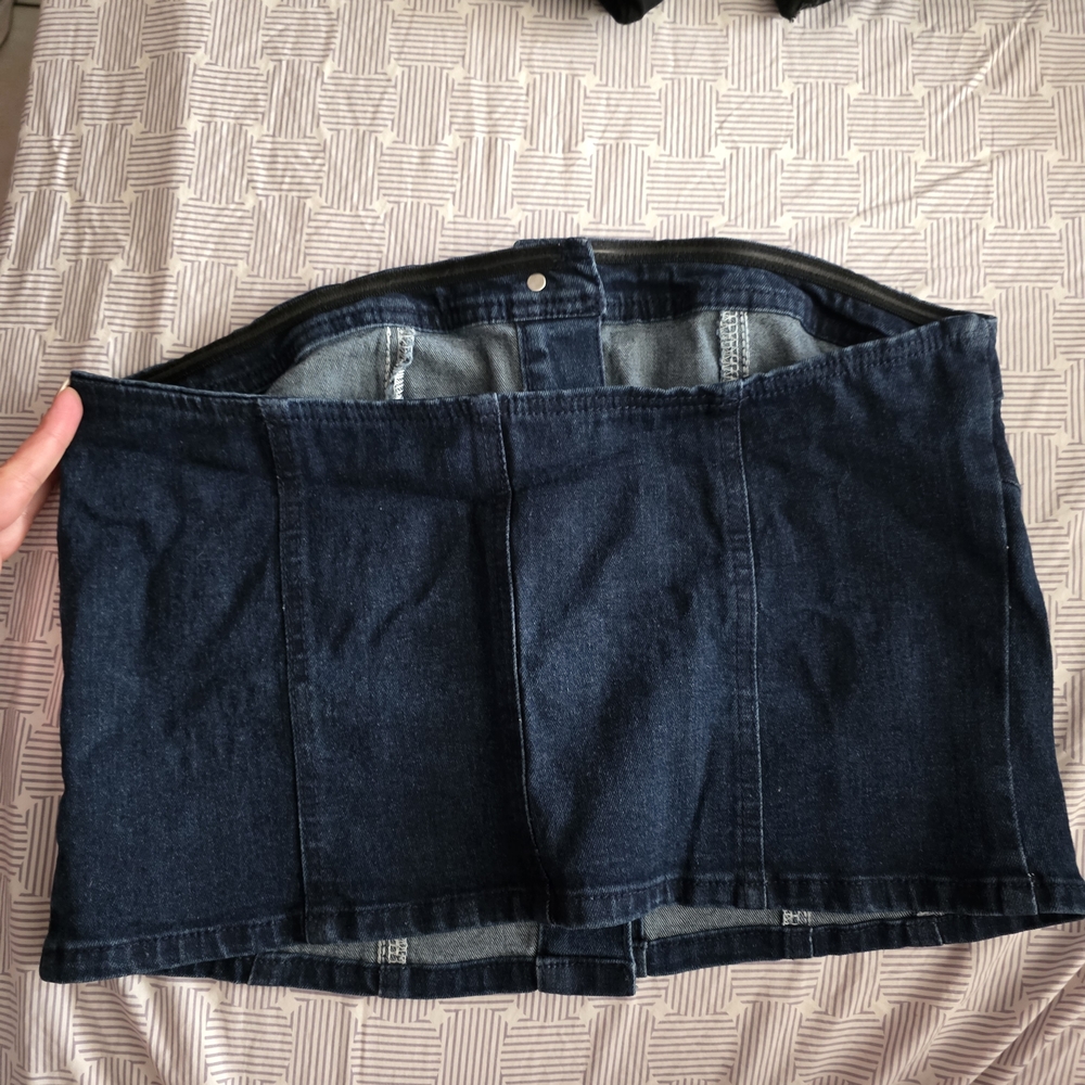 Denom Button-Front TOP - Picture 2 of 3